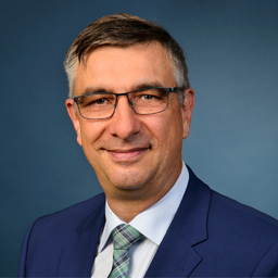 Dr. Oliver Vogt