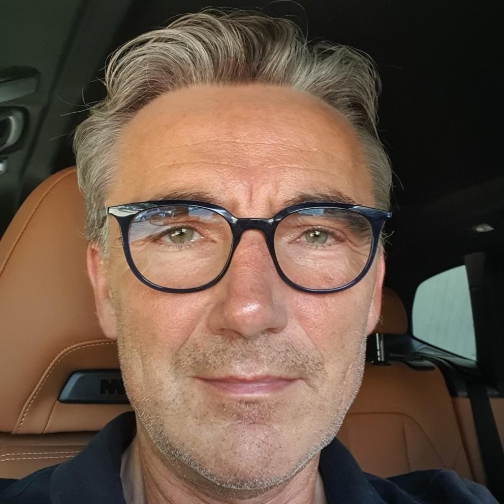 Michael Ewert in der Personensuche von Das Telefonbuch