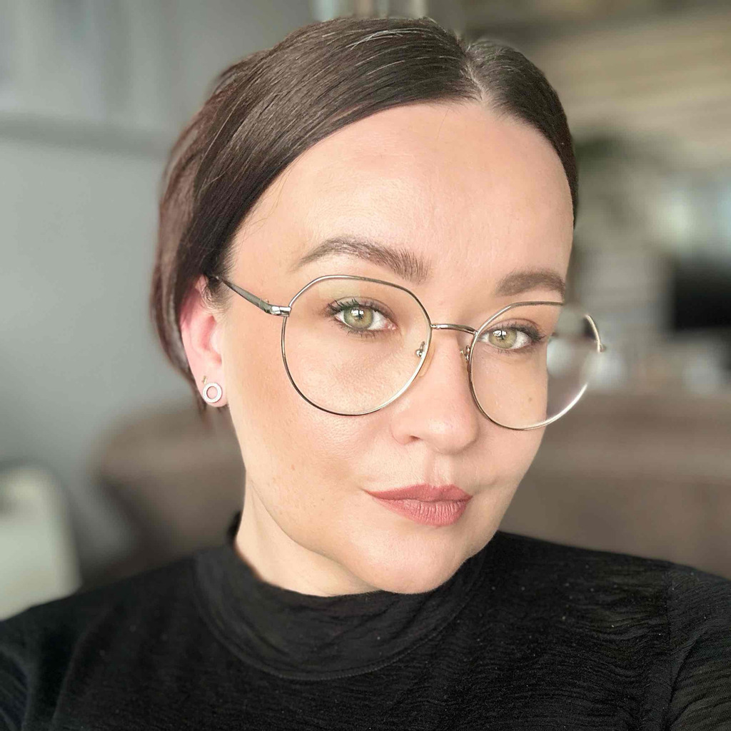 Radka Strublikova Customer Service Specialist MISUMI Europa GmbH XING