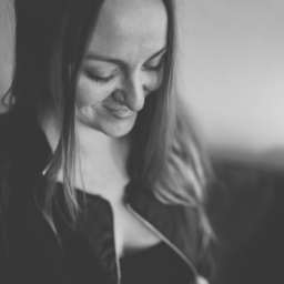Julia Ha