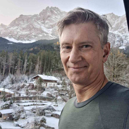 Dr. Michael Pöhls