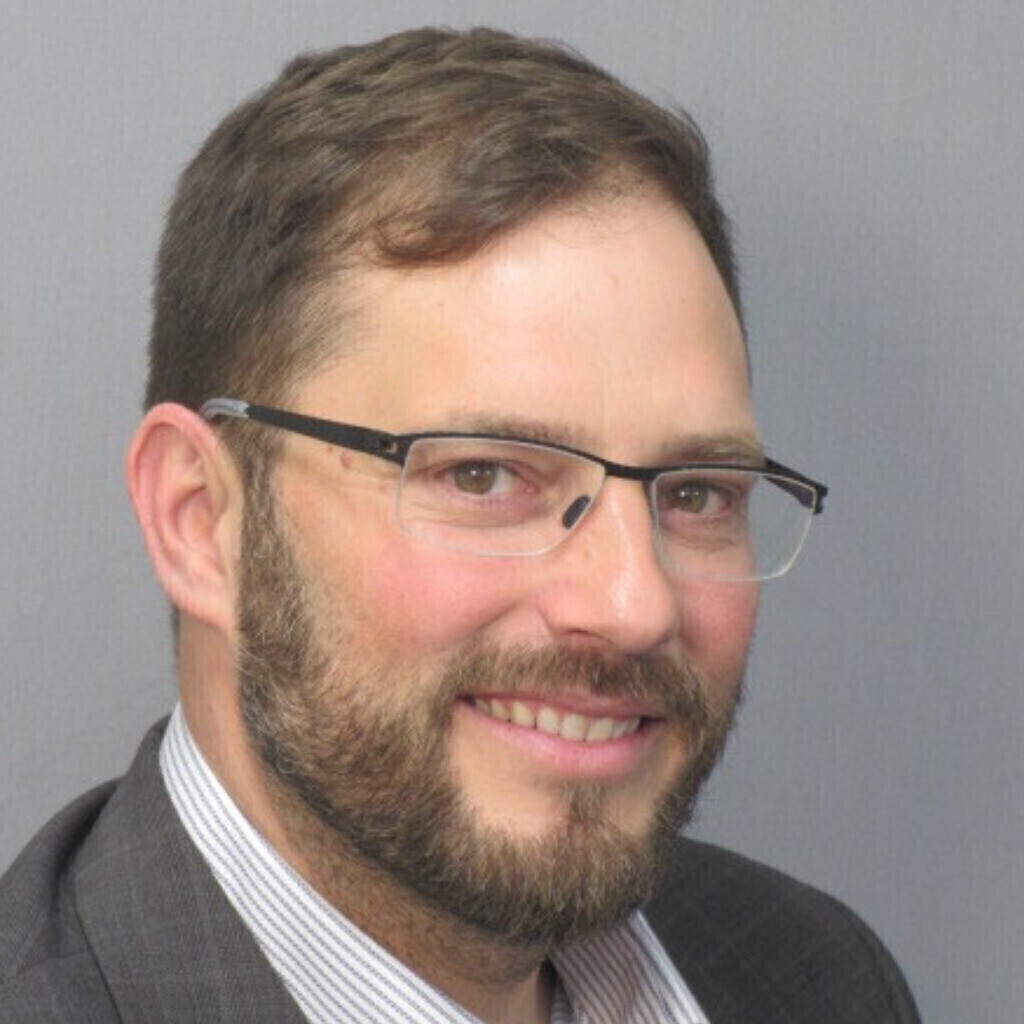 Dr. Klaus Schreiber VP Business Development PALFINGER Gruppe XING