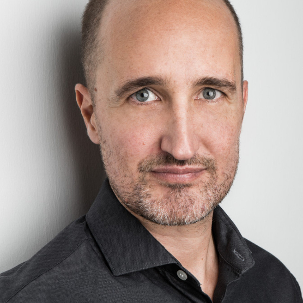 Philipp Köster Director Workplace Strategy JLL Germany XING