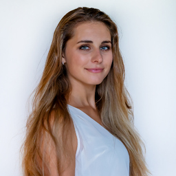 Maya Topel