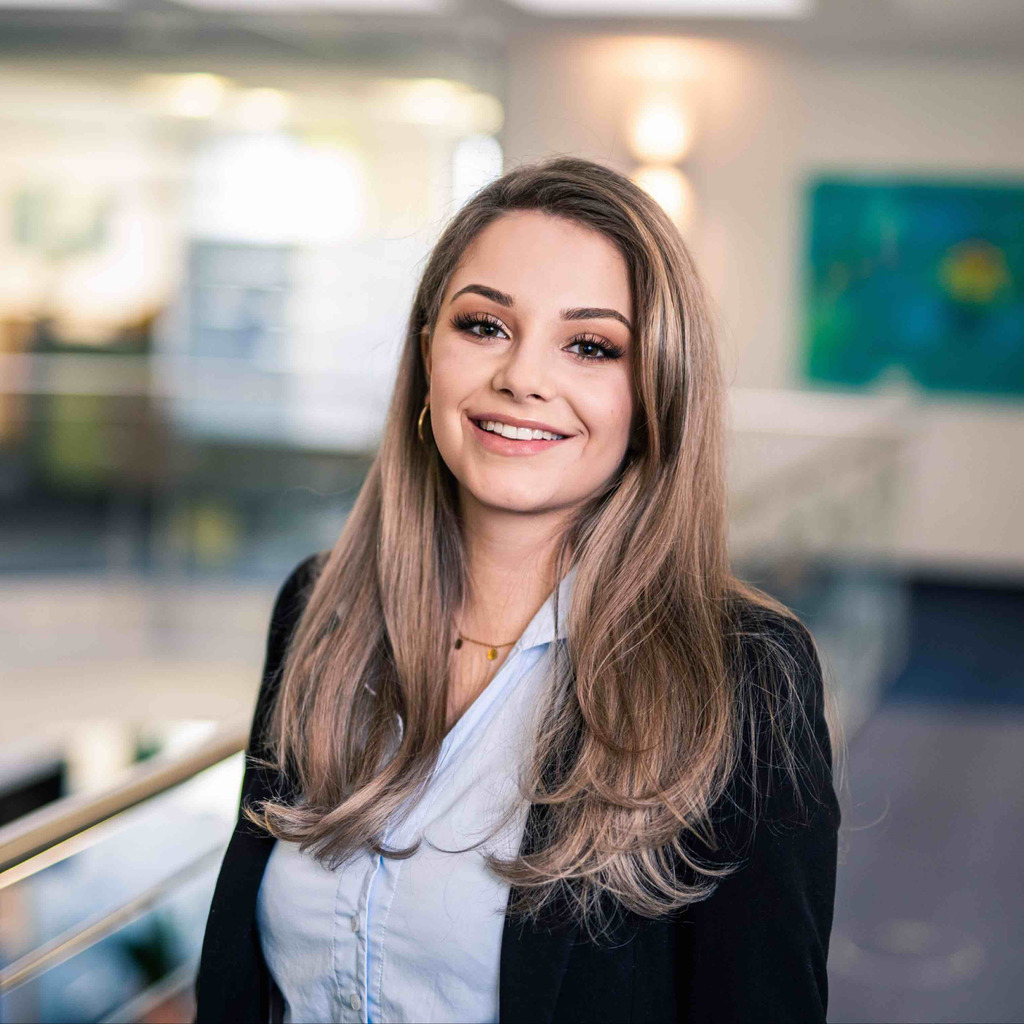 Johanna Wallner Bankkauffrau Raiffeisenbank Thannhausen eG XING