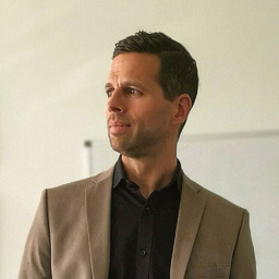 Tobias Henzen