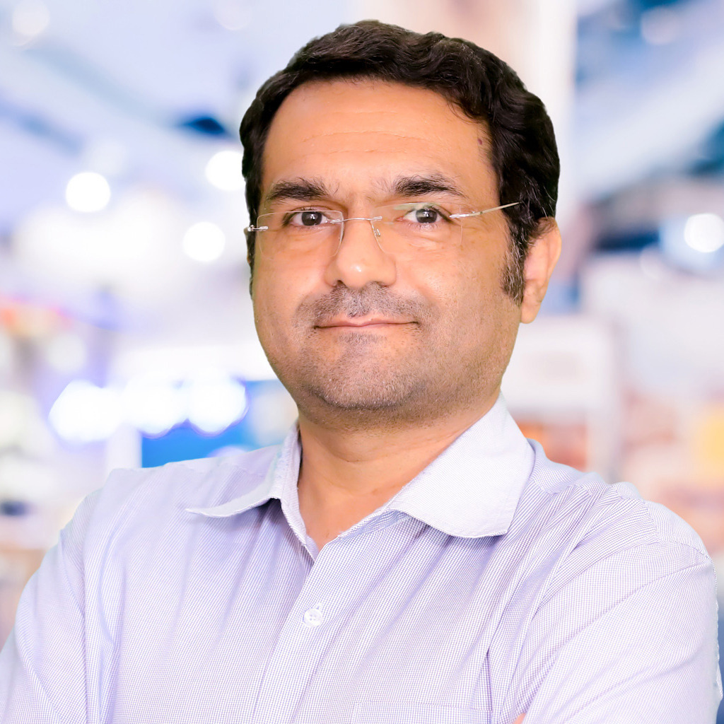 Seyed Mohsen Hosseini Developer Takht Jamshid