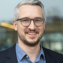 Dr. Matthias Mayr