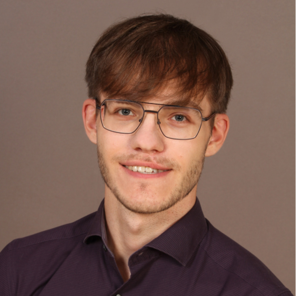 Evgeni Uschakov Angewandte Informatik Universität Göttingen XING