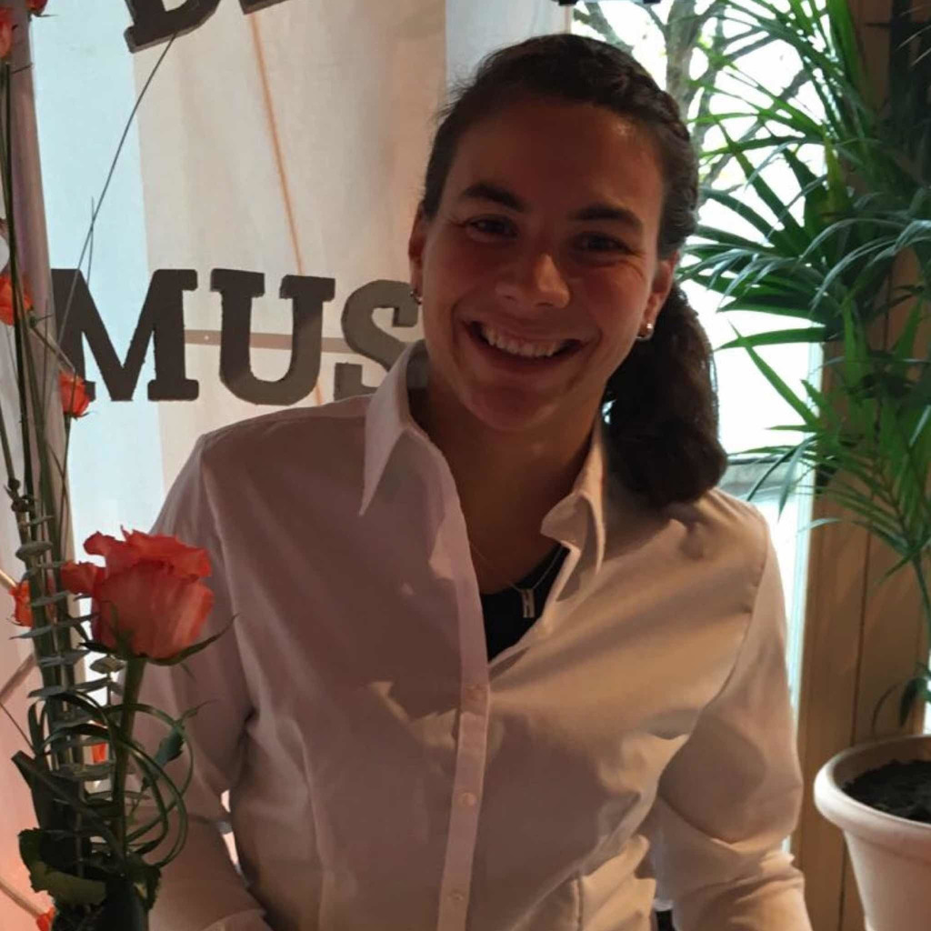 Dipl.Ing. Johanna Straub Manager AV/ QM Procon Implants GmbH XING