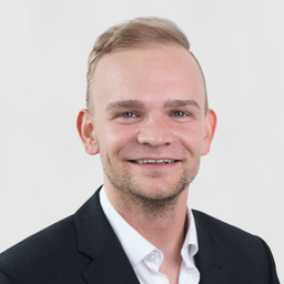 Lars Nikolay