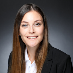 Carolin Kuhn