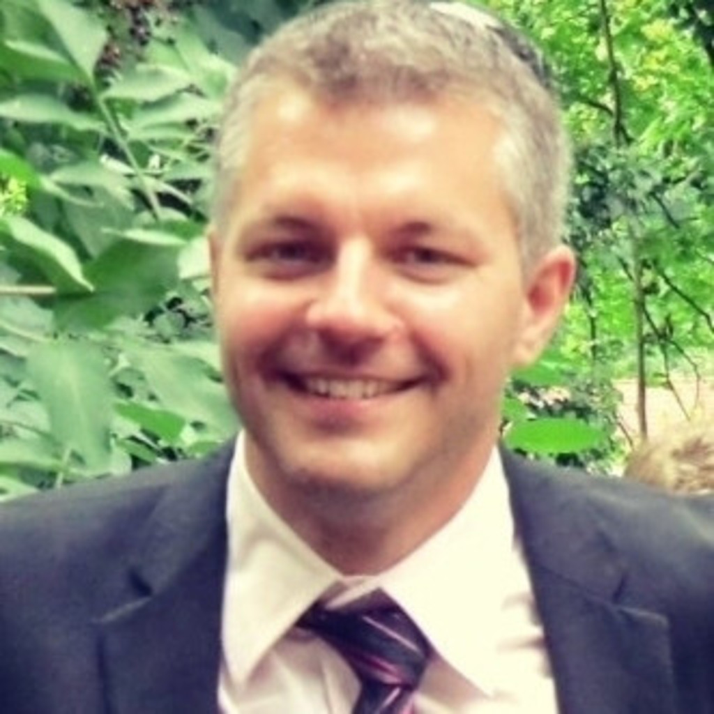 Dipl.Ing. Thomas Völker Project Manager Vehicle Motion Control