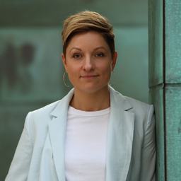Julia Helm