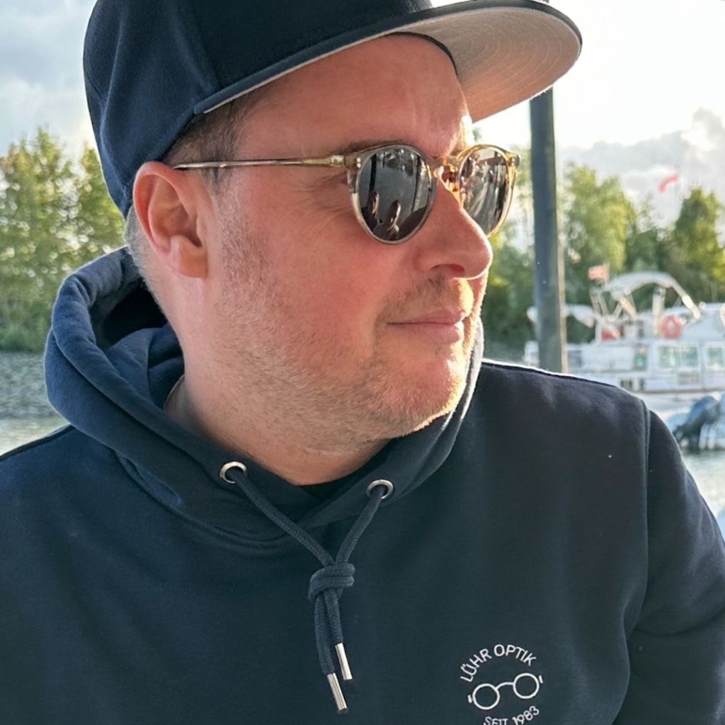 Jan Lühr Geschäftsführer LÜHROptik GmbH XING