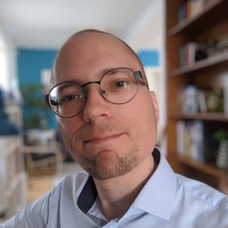 Dr. Nils Scharnhorst
