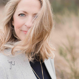 Stephanie  Heuser