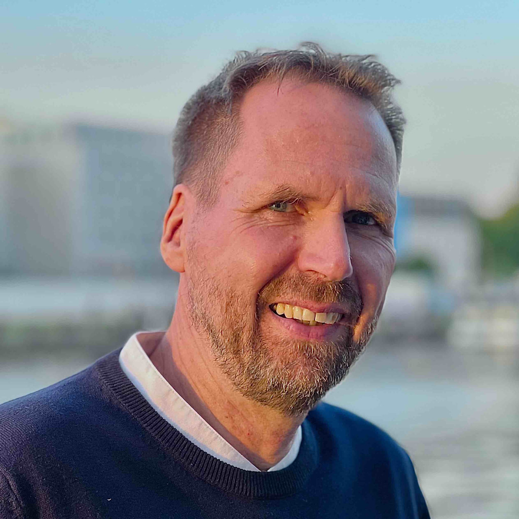 Dr. Rainer Schmitz Corporate Manager Process Management Zapp