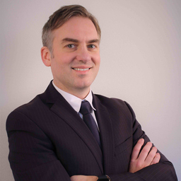 Dr. Julian Briselat