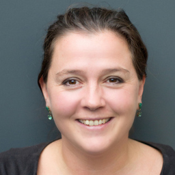 Julia Weinand