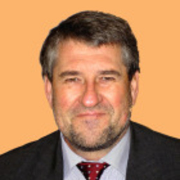 Helmut Stauss