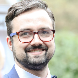 Dr. Christian Schankies
