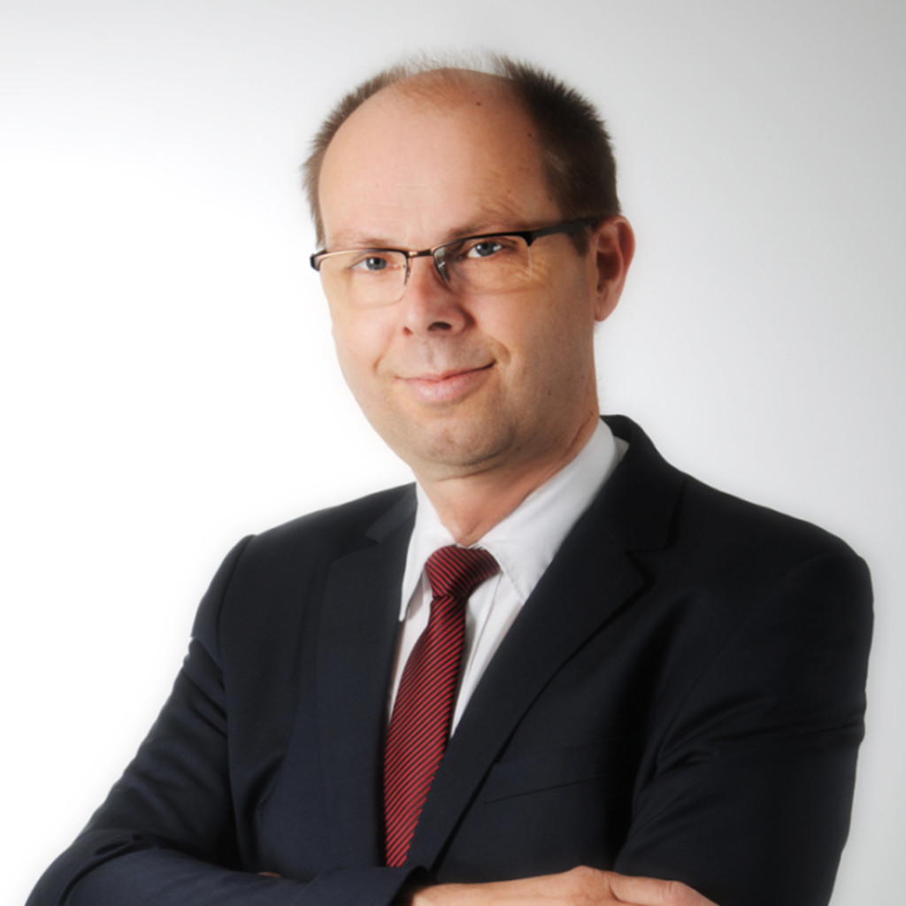 Peter Neumann Geschäftsführender Gesellschafter / CEO STEPPS