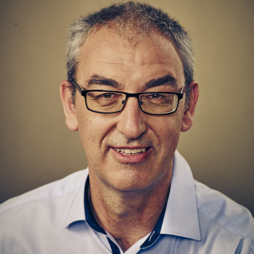 Mag. Hermann Schwarz Retired (Leitung Rechnungswesen) scc EDV