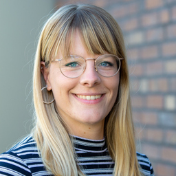 Julia Bolz