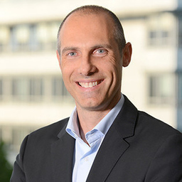 Dr. Yves Escaig