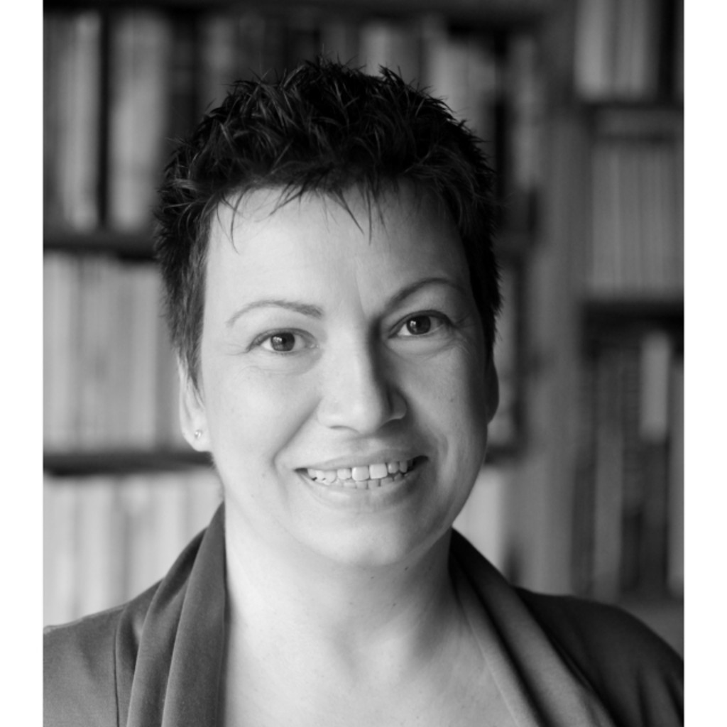 Andrea Groß Assistentin des Ärztlichen Direktors Klinisches