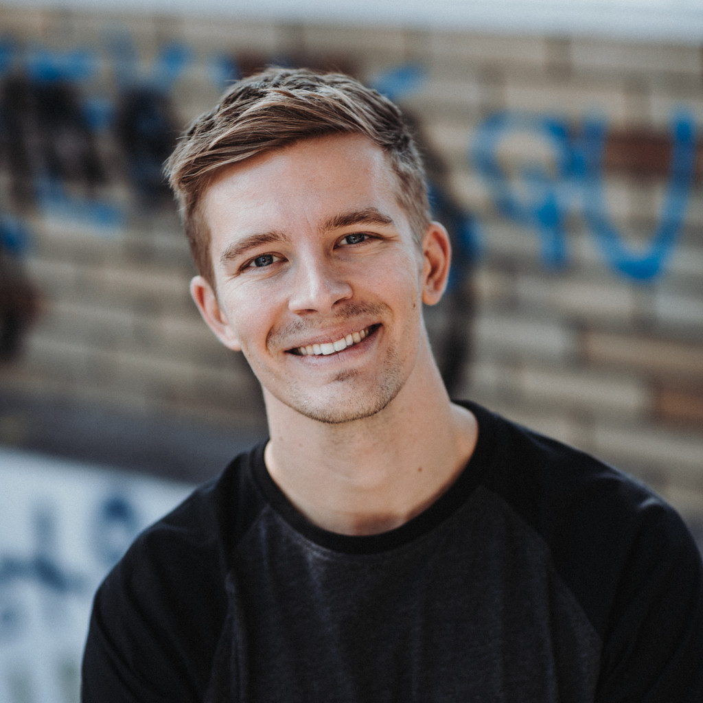 Christian Loß Moderator Ravenrocker XING