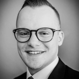 Henrik Knaup