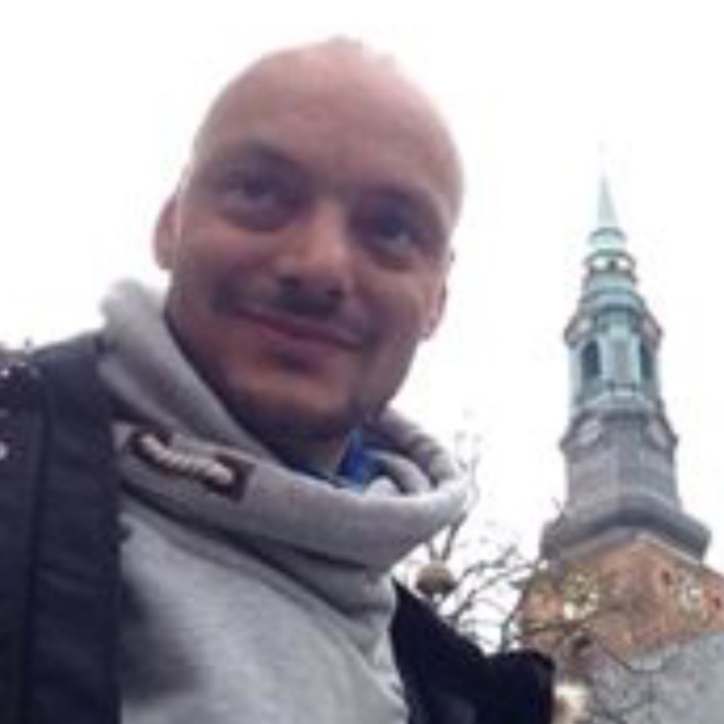 Social Media Profilbild Paul Bartholomay Berlin