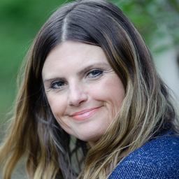 Mag. Nicole van Lieshaut