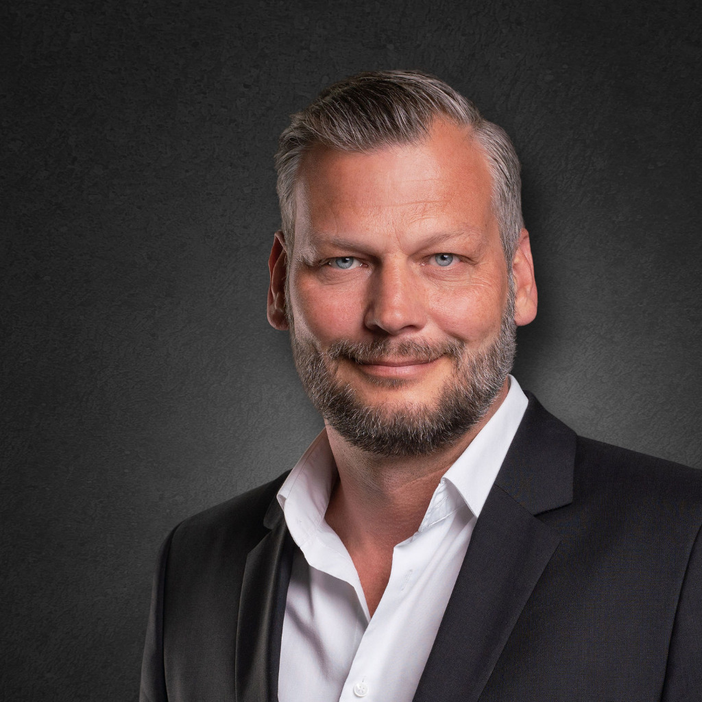 André Barth Head of International Sales PosterSelect MediaAgentur