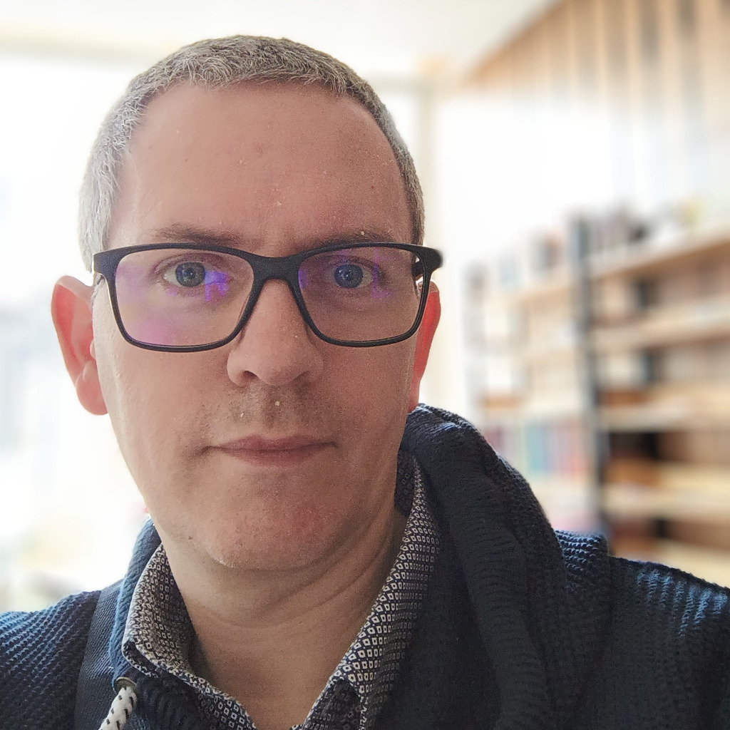 Kornelius Kottis Kaufmännischer Assistent isophon glas GmbH XING