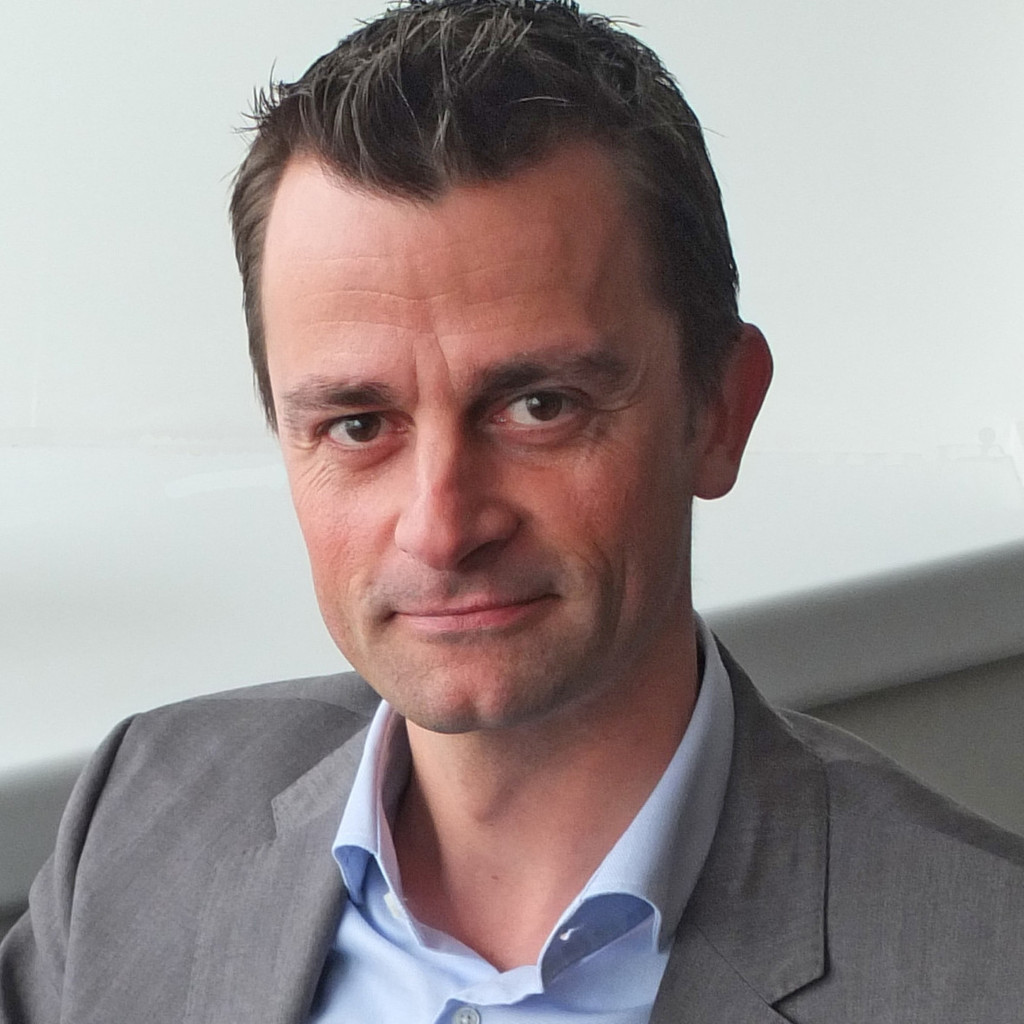 Steven Lambert [Profiles] • Instagram, Twitter, TikTok Foller