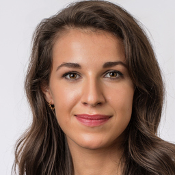 Paula Follert