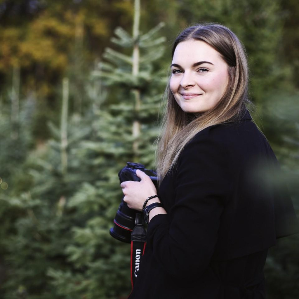 Clarissa Theiss Mediengestalterin The Calligraphy Cut Company GmbH