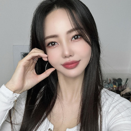 Emily Ada