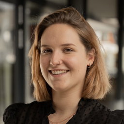 Charlotte Holzer