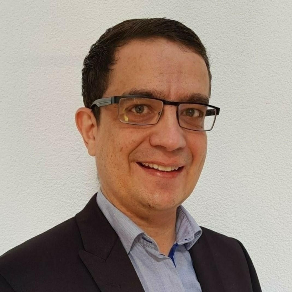 Alexander Ströbel Leiter Verkauf Media Markt XING