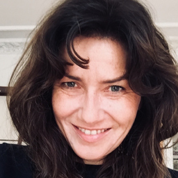 Corinna Adam