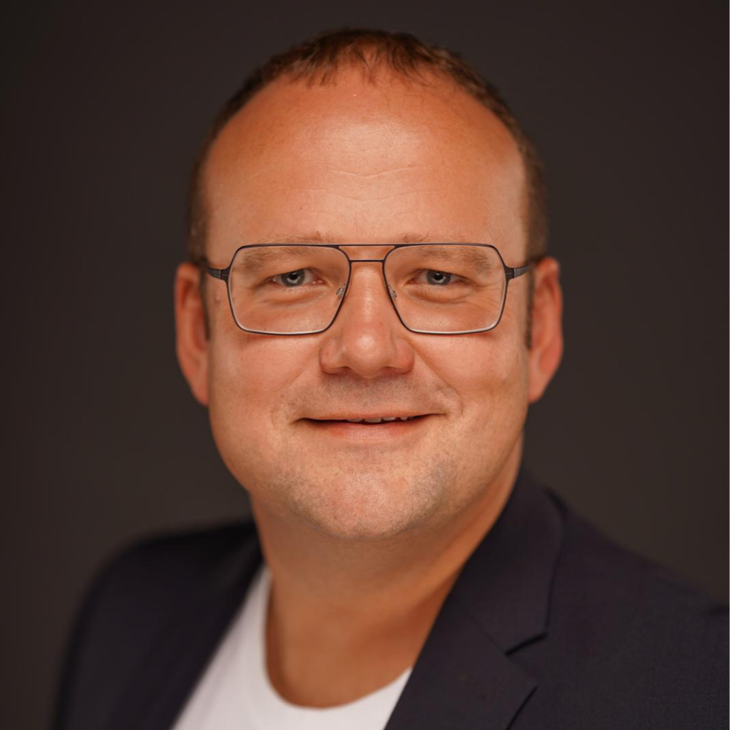 Robert Gaertner's Instagram, Twitter & Facebook on IDCrawl