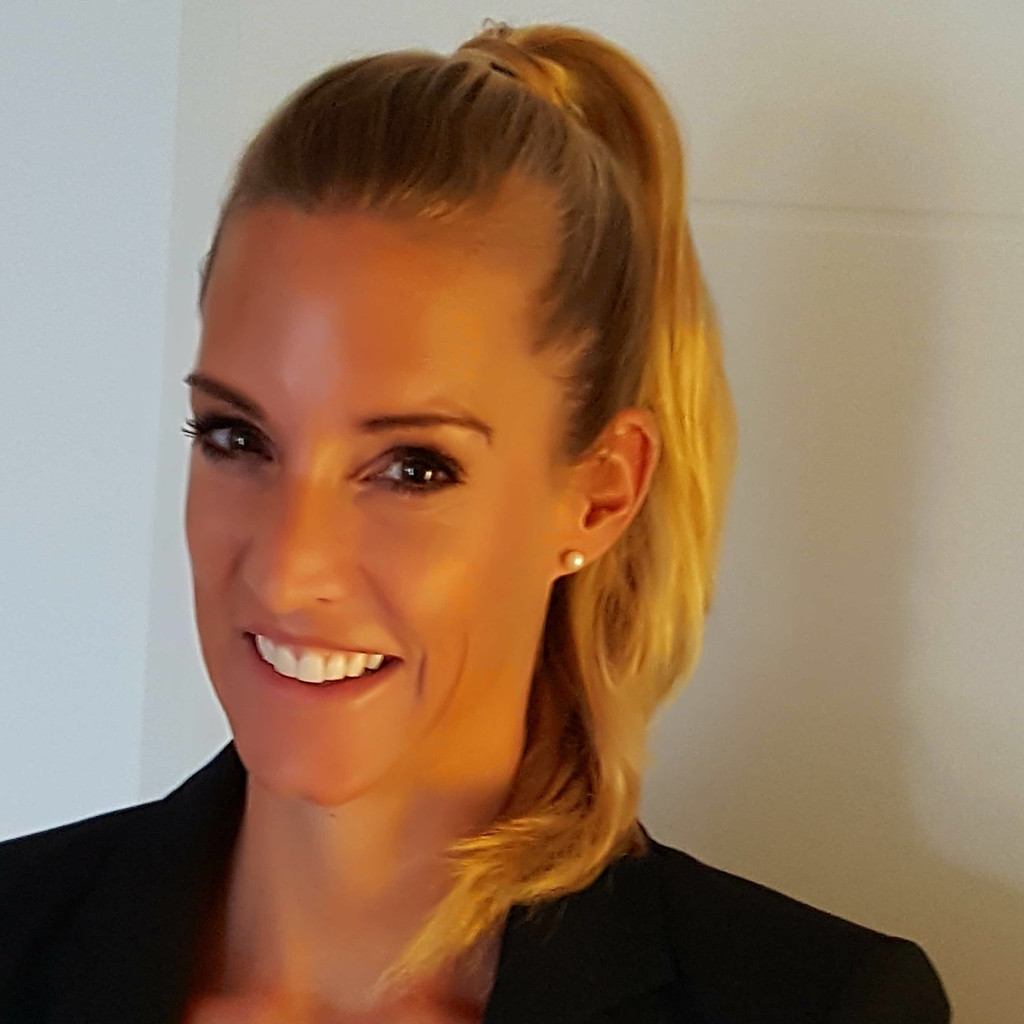 Social Media Profilbild Jana Salzmann Neuss