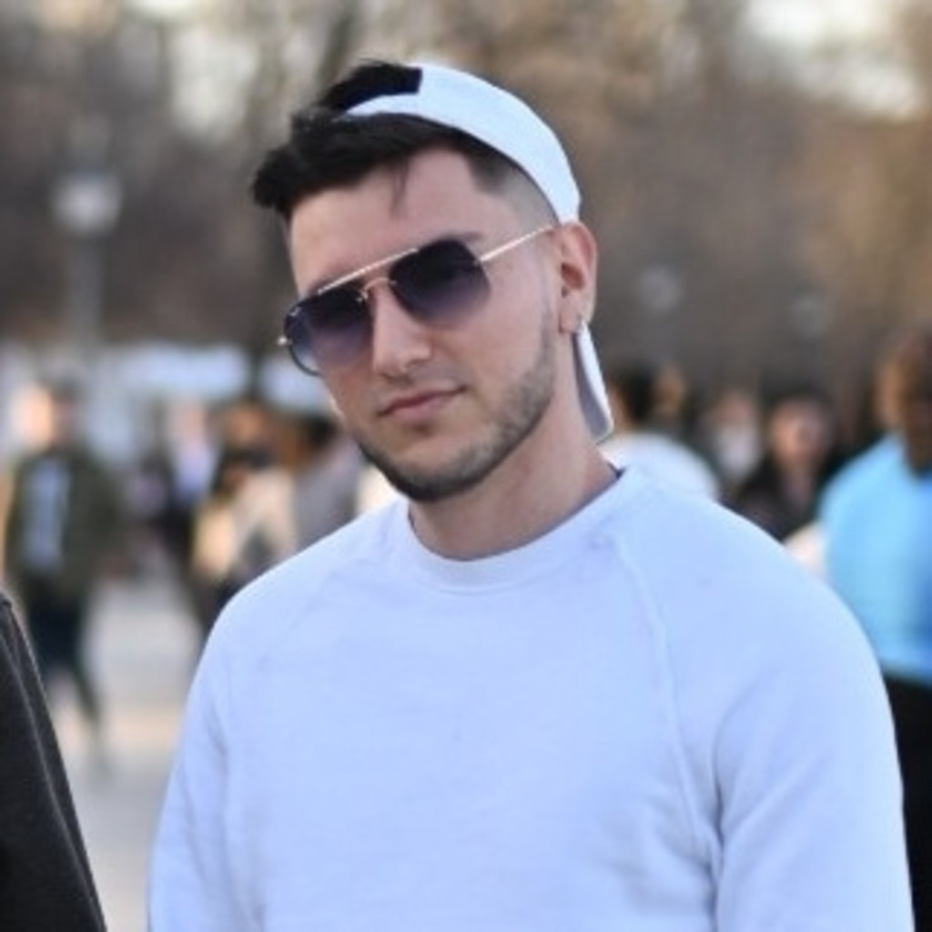 Sebastian Bautista Berufskraftfahrer Roman Mayer GmbH XING