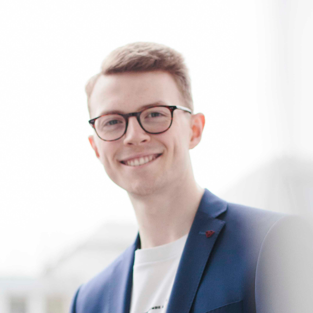 Leon Steier - Selbstständiger Immobilienmakler - Evernest | XING