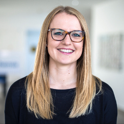 Dr. Carolin Hacker
