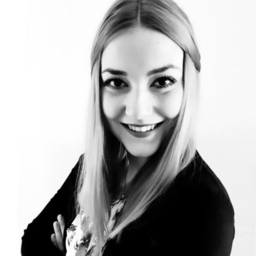 Julia Fritze